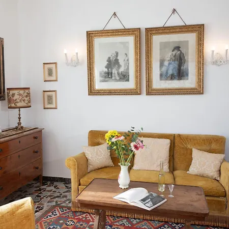 La Duchessa Di Volterra, 2 Min Walk From The Historic Town, With Private Parking Volterra